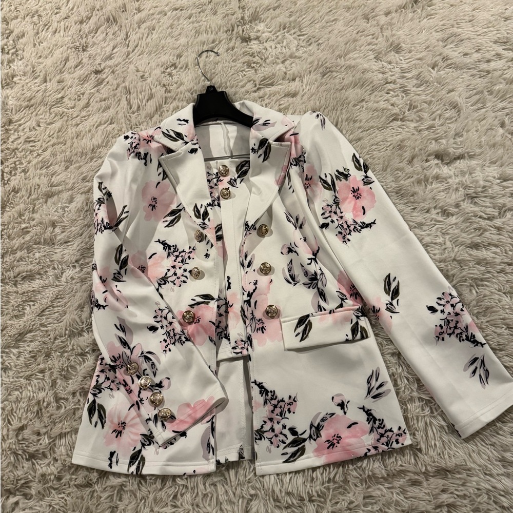 Floral White and Pink Women's Suit NWOT